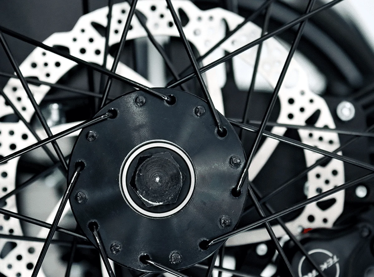 Tricycle bike conversion kit detail of the wheel hub