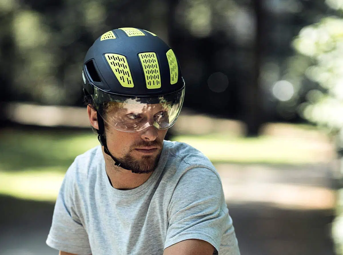 ABUS_safe bike helmet
