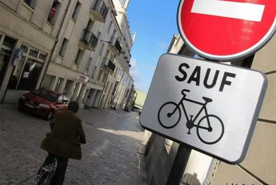 Code de la route velo : panneau SAUF vélos