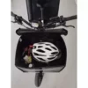 Vélo cargo professionnel box avant remplie