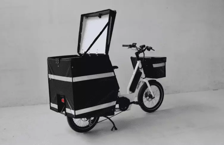 Vélo cargo professionnel avec boite arrière ouverte