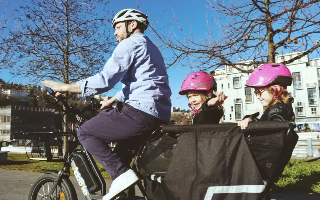 Kinder Lastenrad: Mehrere Lösungen für Radtouren mit Kindern