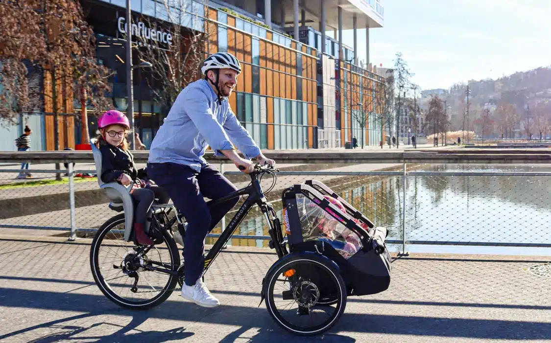 AddBike Kit-kid_vélo cargo avec un enfant