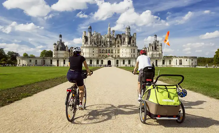 Family electric bike: summer trip to loire valley
