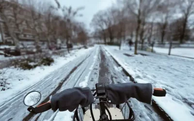 Cargo bikes uk: tips on how to go car-free especially in winter!