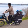 balade en famille avec un velo cargo enfants