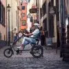Tricycle électrique en ville
