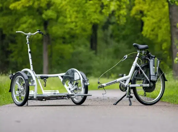 Vélo pour fauteuil roulant_Cadre divisible