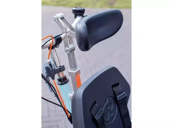 Vélo fauteuil siège avant_Zoom sur lappui-tête